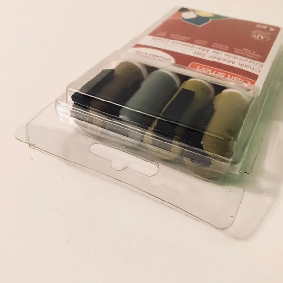 Craft Smart 4 Pc Metallic Chalk Marker Set Wet Erasable Crafts Scrapbook - Picture 8 of 8